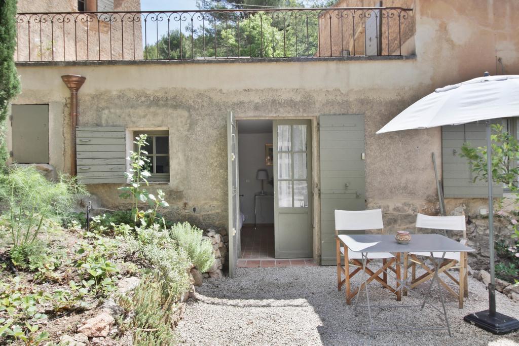 Le Moulin En Provence Bed and Breakfast Saint-Antonin-sur-Bayon Exteriör bild
