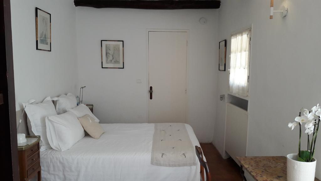 Le Moulin En Provence Bed and Breakfast Saint-Antonin-sur-Bayon Rum bild